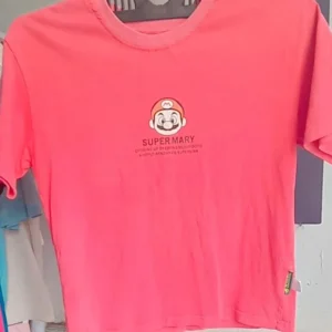 Vibrant Red Tee for Women – Street Style Must-Have