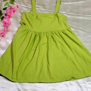 Stylish Green Top for Women | Fresh & Trendy Fashion Wear”
