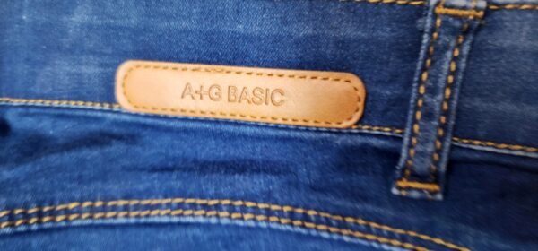 High-Quality Jeans for Ladies – Perfect for Work, College, or Casual Wear - Image 9