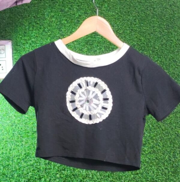 Trendy Ladies Black Top – Elegant & Versatile Wear for Any Occasion