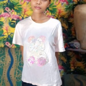 Elegant Ladies White Top – Classic & Versatile Style