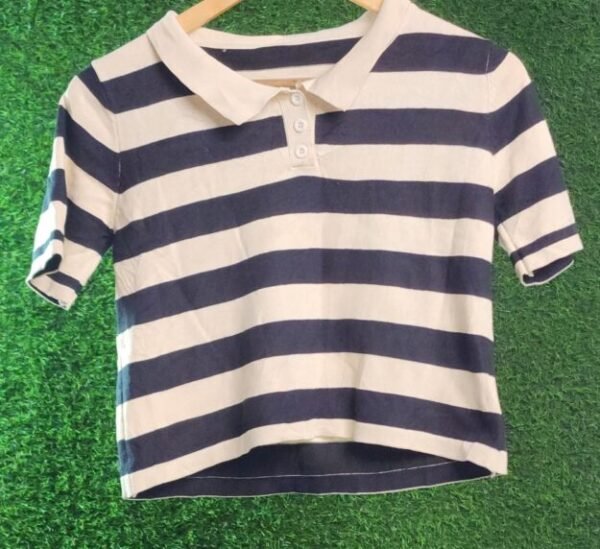Trendy Crop T-Shirts for Girls – Casual & Cool Street Style